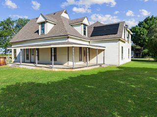 700 Harrel Avenue, Bynum, TX 76631