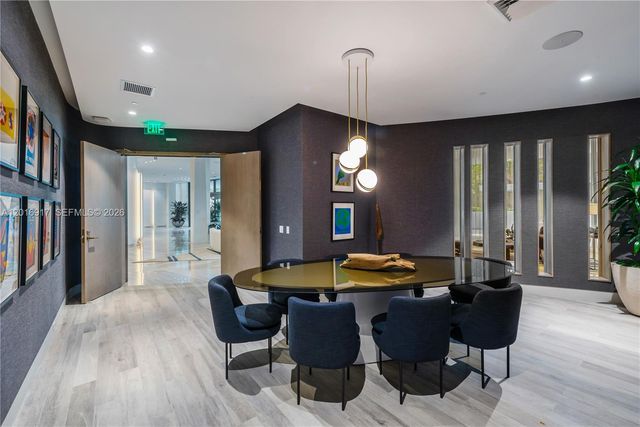 2831 S Bayshore Dr 2205, Miami, FL 33133