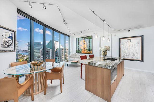 2831 S Bayshore Dr 2205, Miami, FL 33133