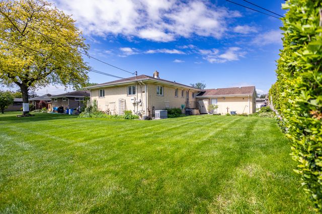 7409 Arizona Avenue, Hammond, IN 46323