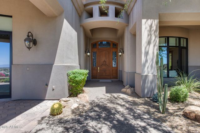 5142 W ARROWHEAD LAKES Drive, Glendale, AZ 85308