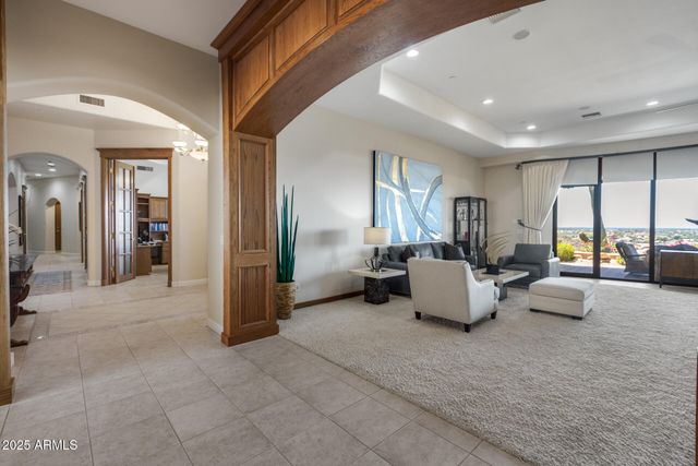 5142 W ARROWHEAD LAKES Drive, Glendale, AZ 85308