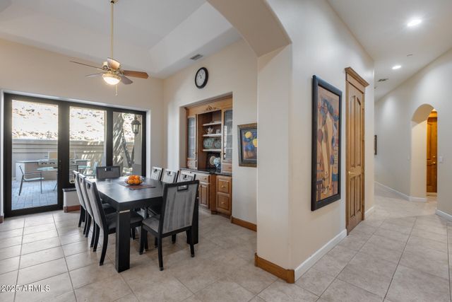 5142 W ARROWHEAD LAKES Drive, Glendale, AZ 85308