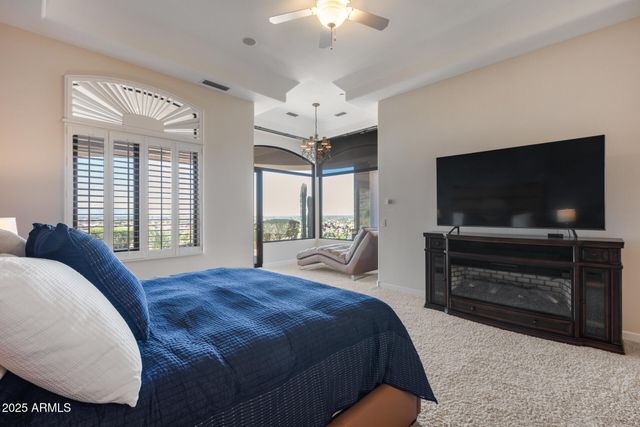 5142 W ARROWHEAD LAKES Drive, Glendale, AZ 85308