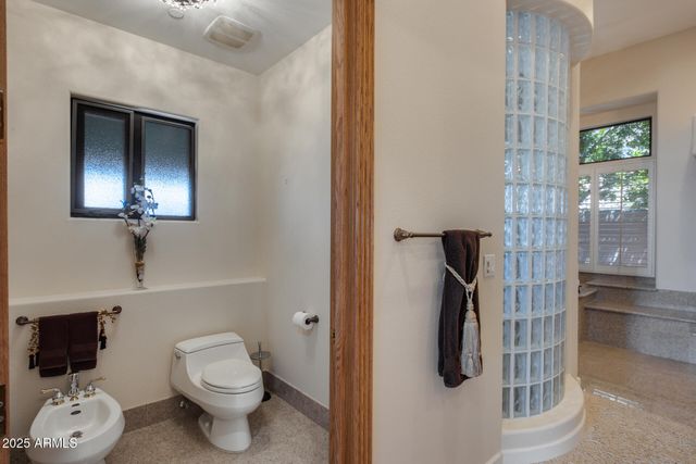 5142 W ARROWHEAD LAKES Drive, Glendale, AZ 85308