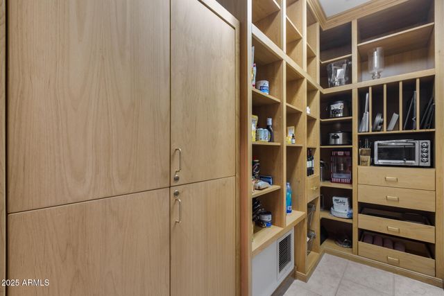 5142 W ARROWHEAD LAKES Drive, Glendale, AZ 85308