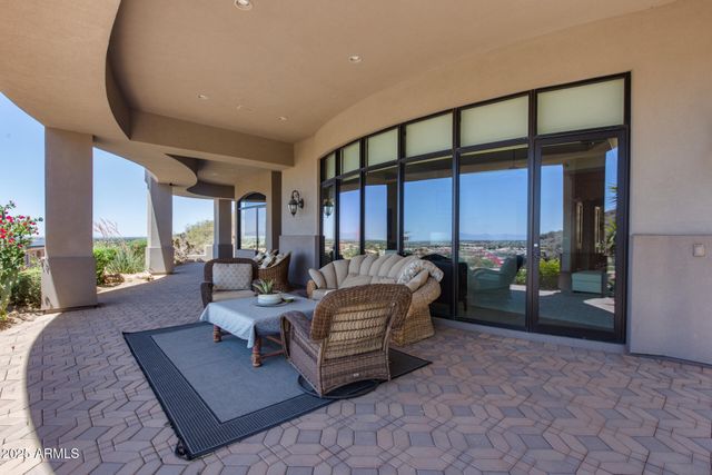 5142 W ARROWHEAD LAKES Drive, Glendale, AZ 85308