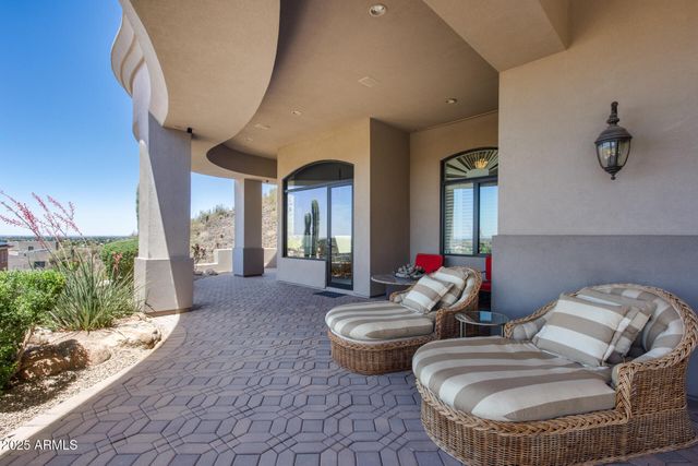 5142 W ARROWHEAD LAKES Drive, Glendale, AZ 85308