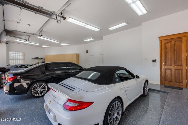 5142 W ARROWHEAD LAKES Drive, Glendale, AZ 85308