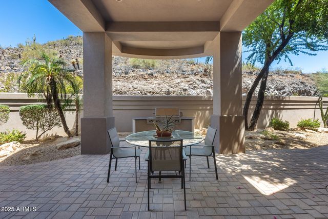 5142 W ARROWHEAD LAKES Drive, Glendale, AZ 85308