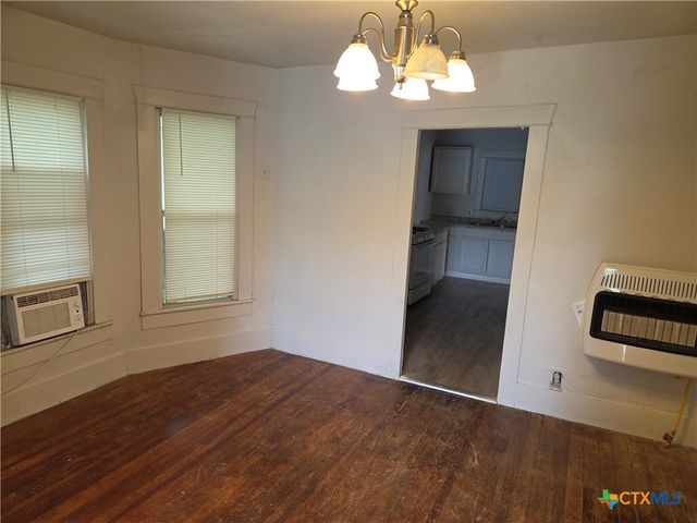 1219 S 10th Street, Temple, TX 76504