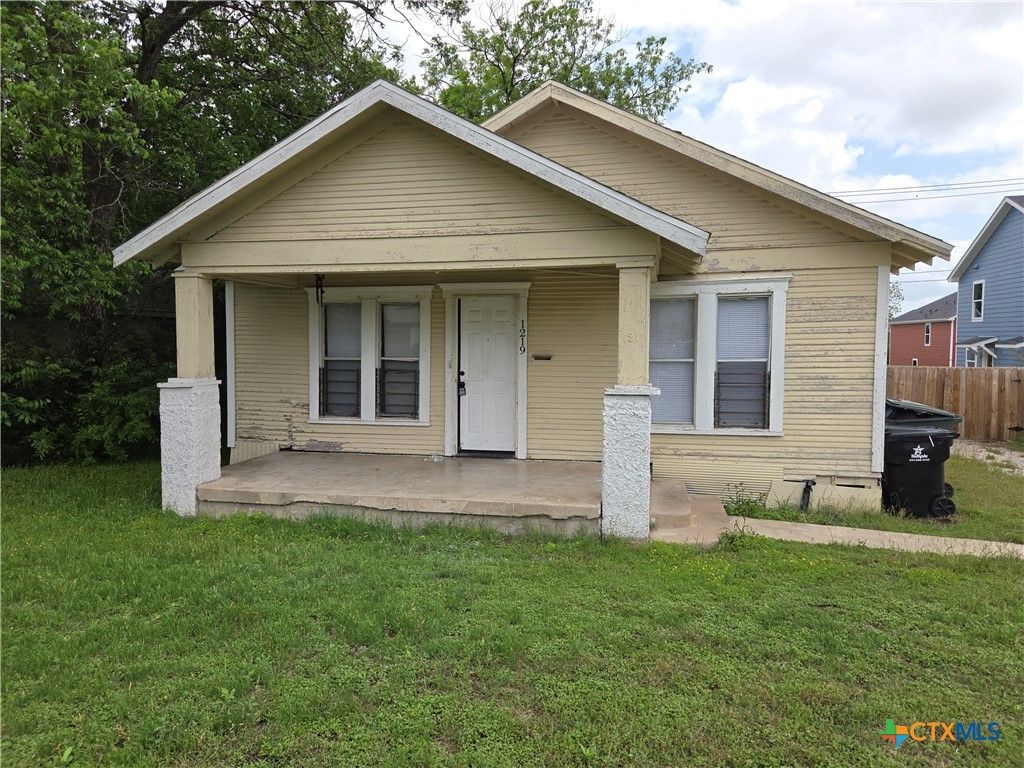 1219 S 10th Street, Temple, TX 76504