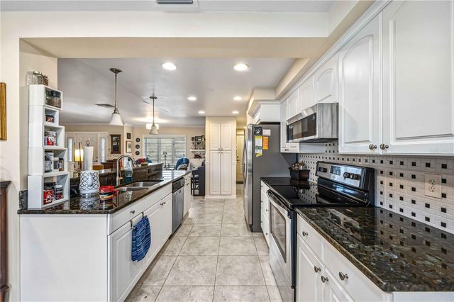 816 S GONDOLA DRIVE, Venice, FL 34293