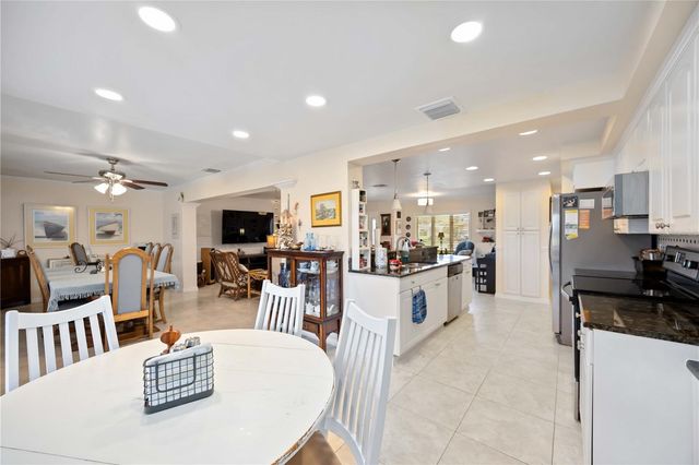 816 S GONDOLA DRIVE, Venice, FL 34293