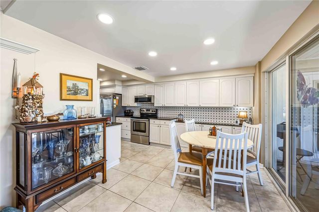 816 S GONDOLA DRIVE, Venice, FL 34293