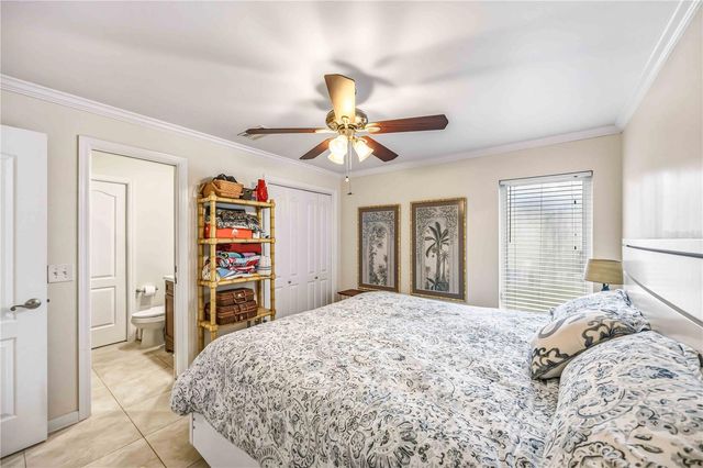 816 S GONDOLA DRIVE, Venice, FL 34293
