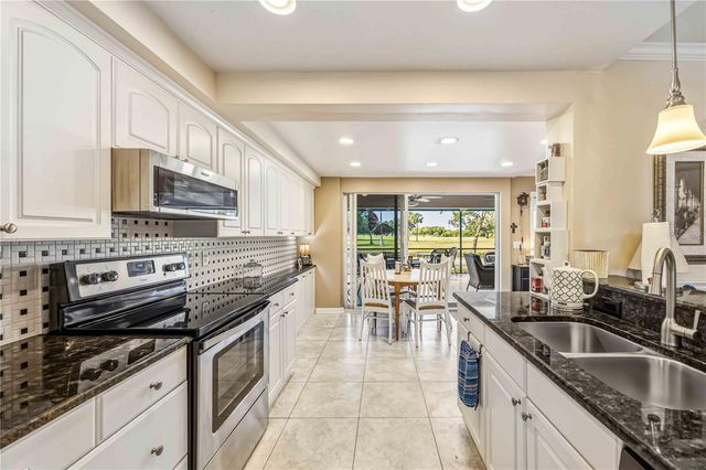 816 S GONDOLA DRIVE, Venice, FL 34293