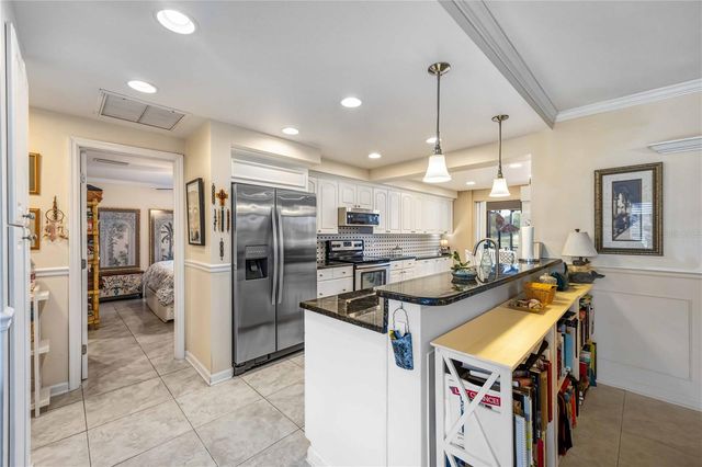 816 S GONDOLA DRIVE, Venice, FL 34293
