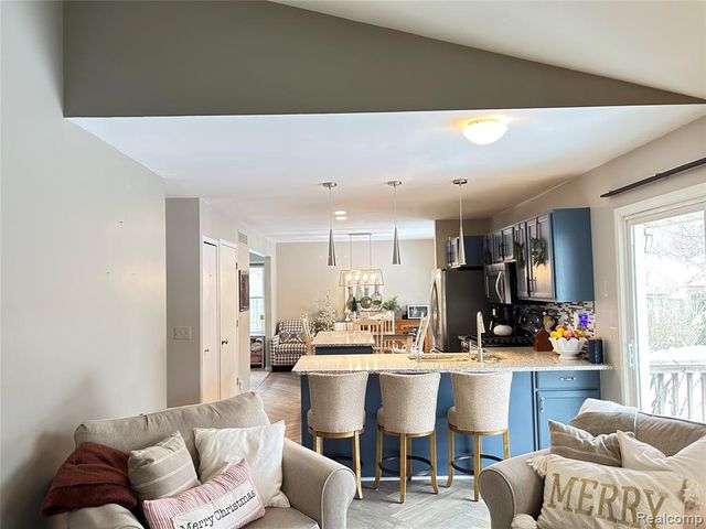 3110 Arbutus Street, Commerce Twp, MI 48382