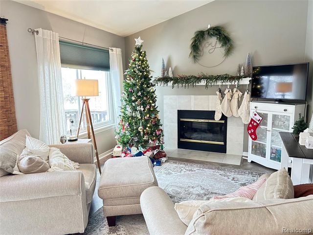 3110 Arbutus Street, Commerce Twp, MI 48382