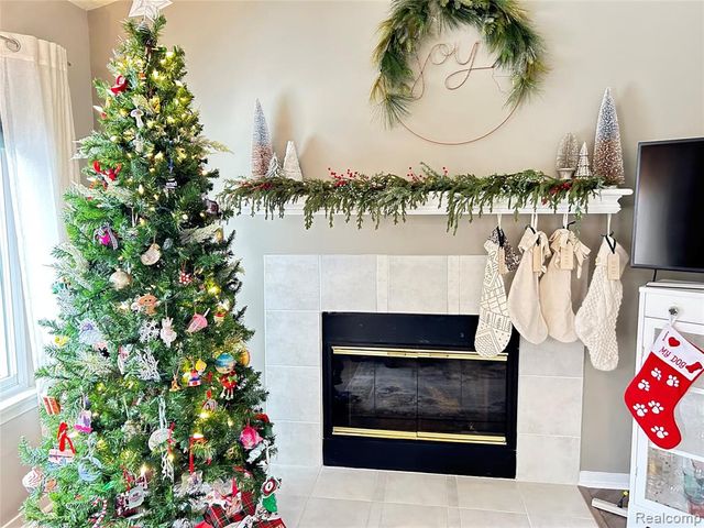 3110 Arbutus Street, Commerce Twp, MI 48382