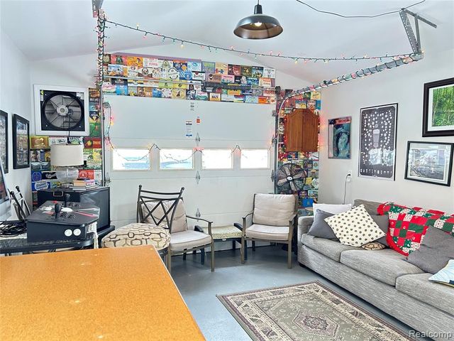 3110 Arbutus Street, Commerce Twp, MI 48382