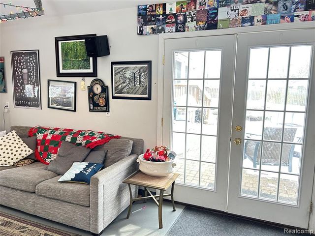 3110 Arbutus Street, Commerce Twp, MI 48382