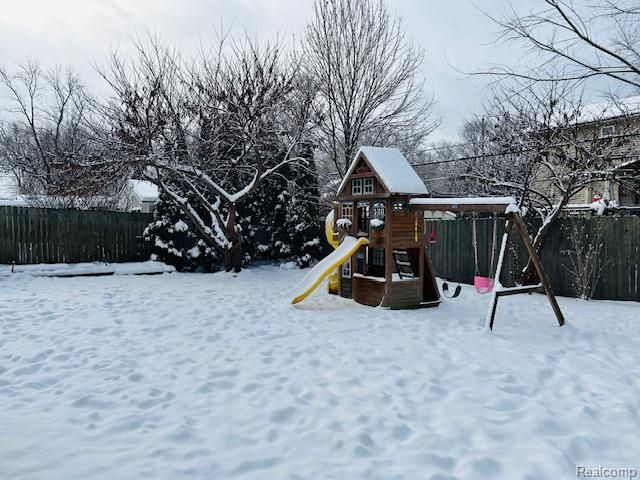 3110 Arbutus Street, Commerce Twp, MI 48382