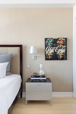 110 Stuart St 17D, Boston, MA 02116