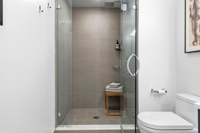 110 Stuart St 17D, Boston, MA 02116