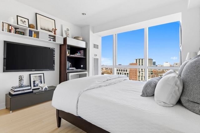 110 Stuart St 17D, Boston, MA 02116