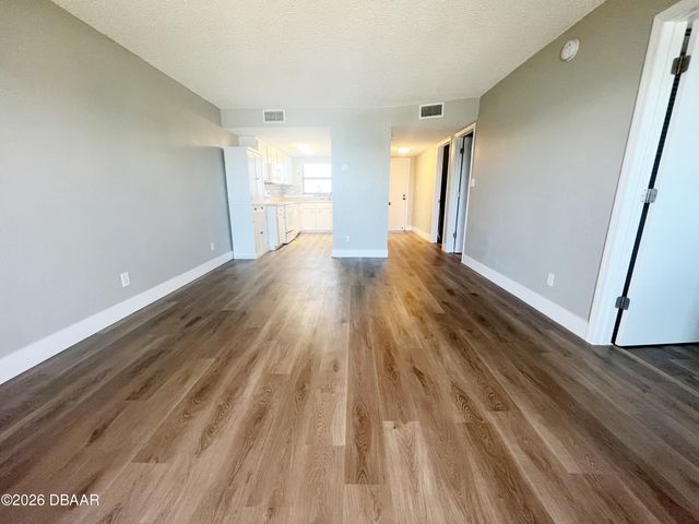 3100 Ocean Shore Blvd Apt 405, Ormond Beach, FL 32176