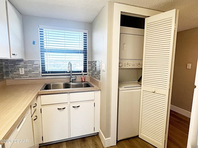 3100 Ocean Shore Blvd Apt 405, Ormond Beach, FL 32176