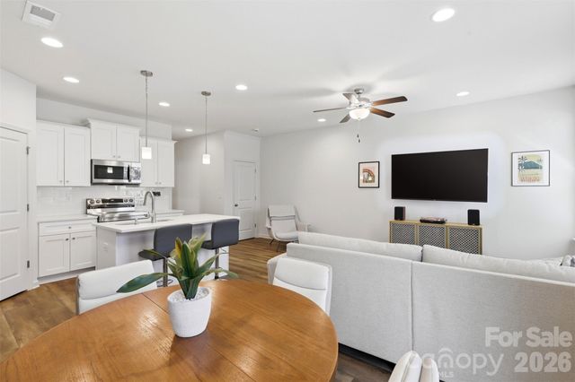 517 Sandy Avenue, Charlotte, NC 28213