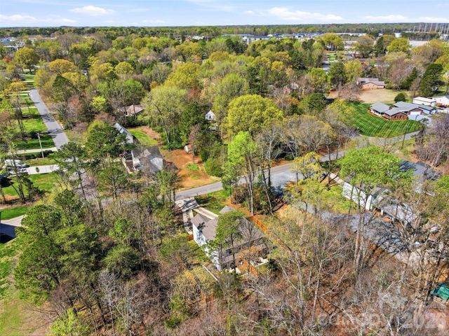 517 Sandy Avenue, Charlotte, NC 28213