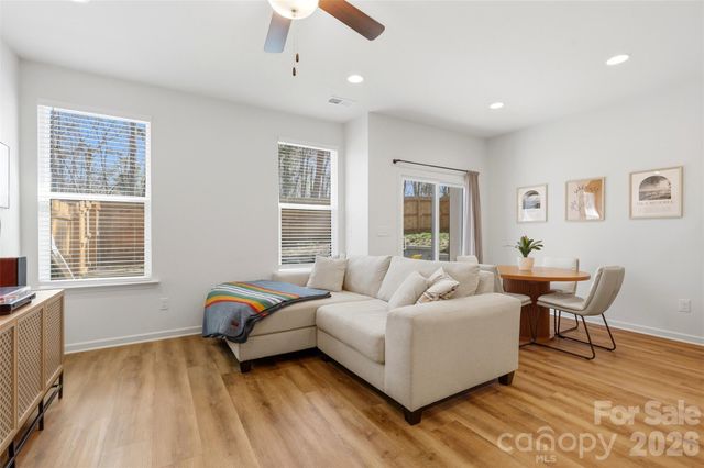 517 Sandy Avenue, Charlotte, NC 28213