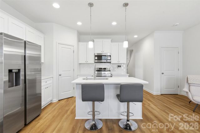 517 Sandy Avenue, Charlotte, NC 28213