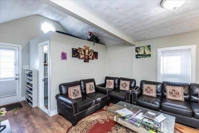 42-44 Columbia St, Malden, MA 02148