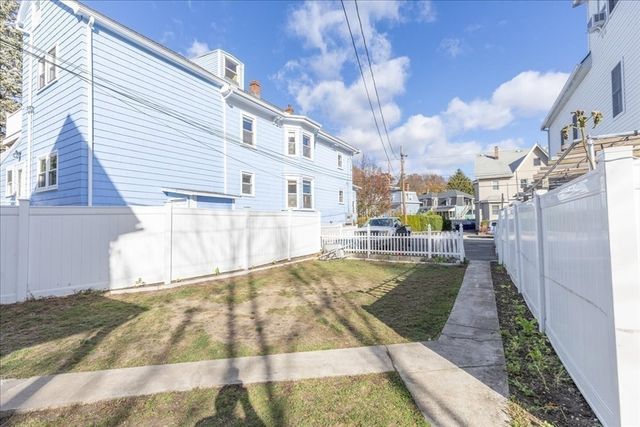 42-44 Columbia St, Malden, MA 02148