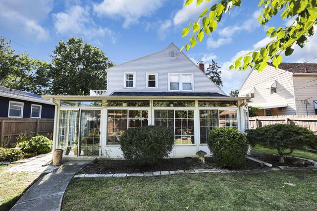 202 Powhatan Avenue, Columbus, OH 43204