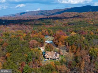 595 E GANOTOWN ROAD, Gerrardstown, WV 25420