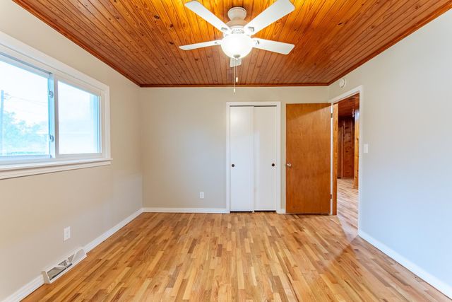 370 BOWEN DR, Savannah, TN 38372