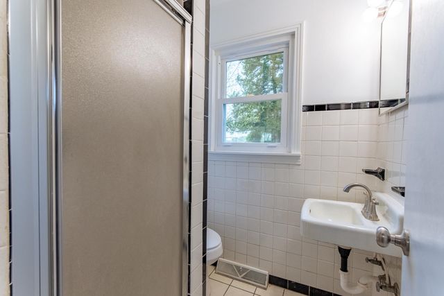 370 BOWEN DR, Savannah, TN 38372