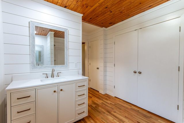 370 BOWEN DR, Savannah, TN 38372