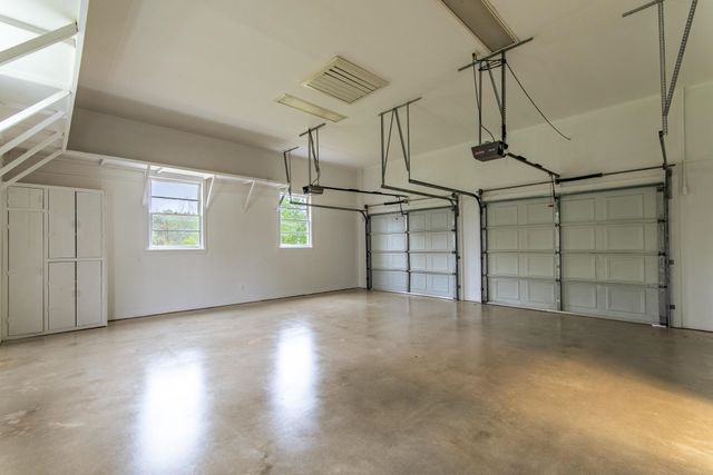 370 BOWEN DR, Savannah, TN 38372