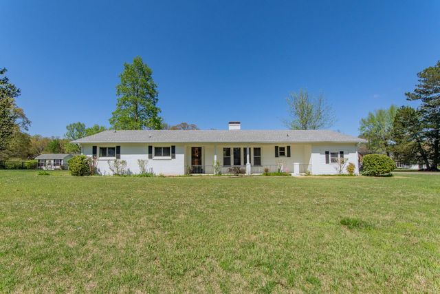 370 BOWEN DR, Savannah, TN 38372