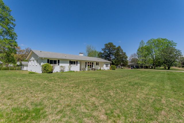 370 BOWEN DR, Savannah, TN 38372