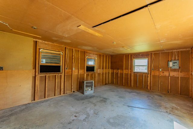 370 BOWEN DR, Savannah, TN 38372