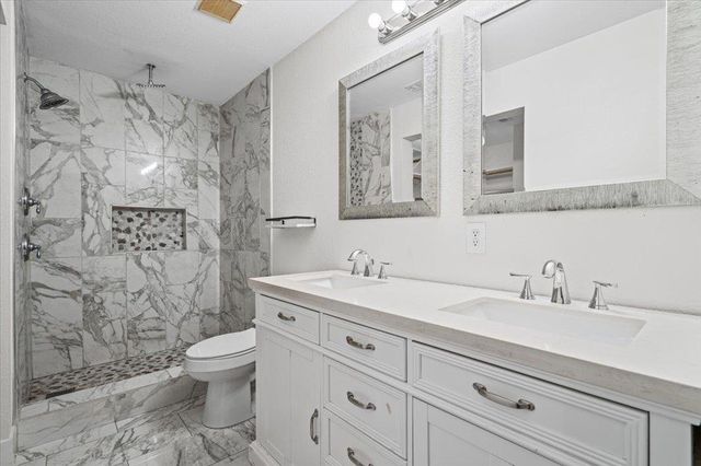 158 Oak River DR, Cedar Creek, TX 78612