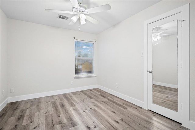 158 Oak River DR, Cedar Creek, TX 78612